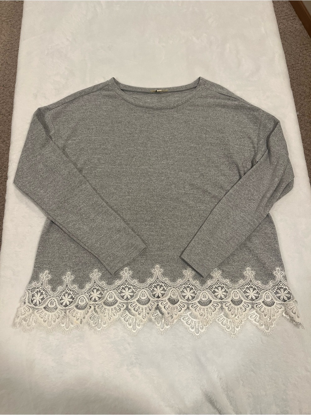 Kori America Lace Hem Long Sleeve Top - Size Small